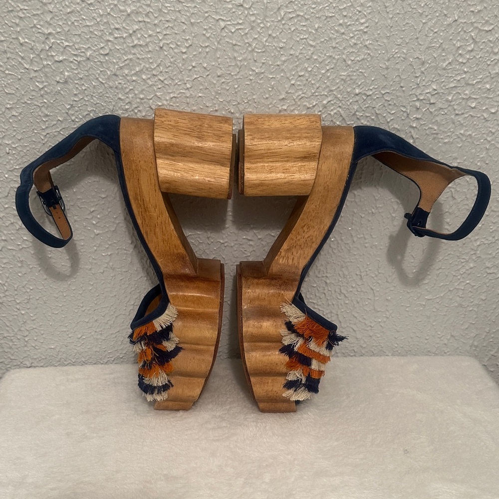 Tory Burch ALMA PLATFORM WOODEN Navy, Orange, and White Sandals, Size : 8.5 - Picture 11 of 14